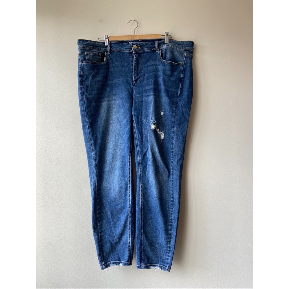 Love & Legend Size 20w slightly distressed jeans